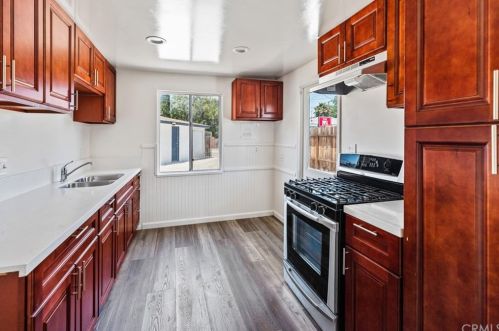 454 Shaffer St, Orange CA 92866-1116 exterior