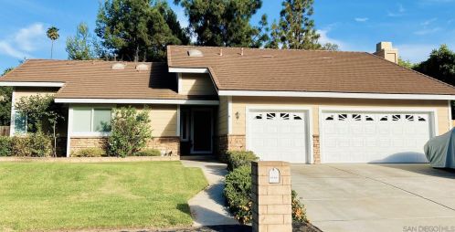 1453 Vista Grande Rd, El Cajon, CA 92019-3677