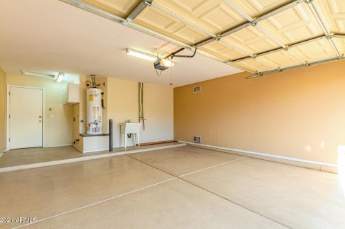 4138 Cactus Wren Dr, Phoenix AZ 85051-8186 exterior