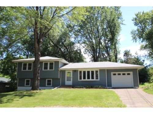 1062 Rice Creek Ter, Minneapolis, MN 55432-4558