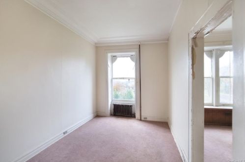 5 Eastman Ter, Poughkeepsie NY  exterior