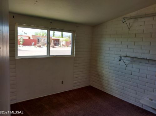 3091 Eastview Ave, Tucson, AZ 85730-2905