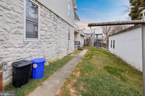 102 Prince St, Lees Cross Roads, PA 17257-1318
