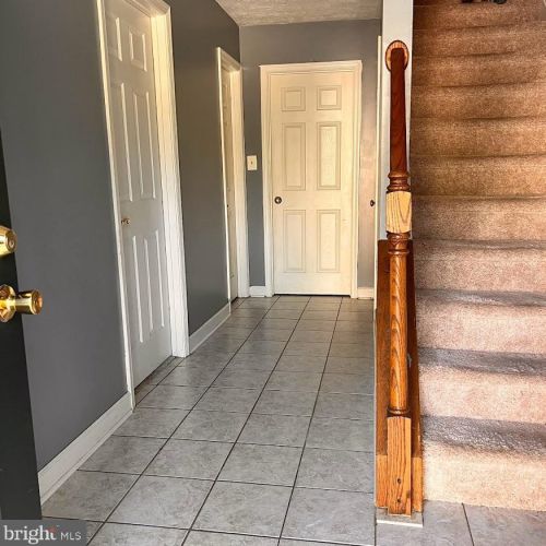 1406 Meadow Dr, Fredericksburg, VA 22405-8706