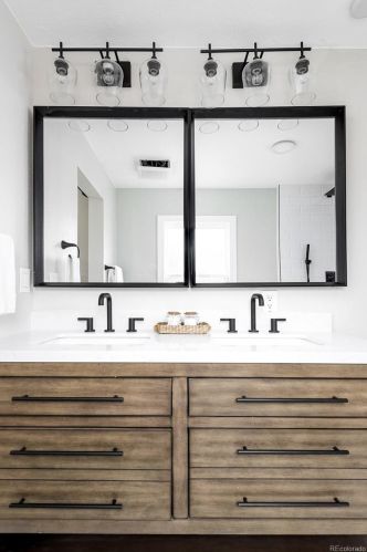 645 Newton St, Denver CO  80219-2631 exterior