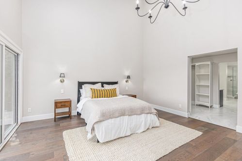 1213 Via Mil Cumbres, Solana Beach CA  92075-1726 exterior