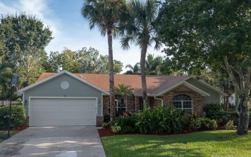 3571 Thistlewood Ln, Palm City, FL 34990-7717