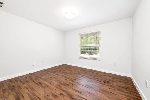 2500 County Barn Rd, Naples FL  34112-7416 exterior