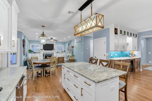 2427 Moore Ave, Point Pleasant Beach NJ  08742-3711 exterior