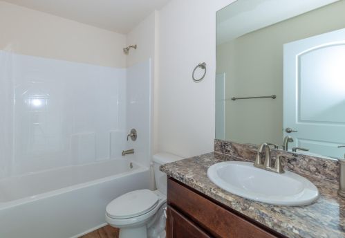 913 Connecticut Ter, Fort Pierce FL 34953-1514 exterior