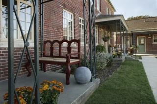 252 Lauderdale St, Memphis TN  38105-3620 exterior