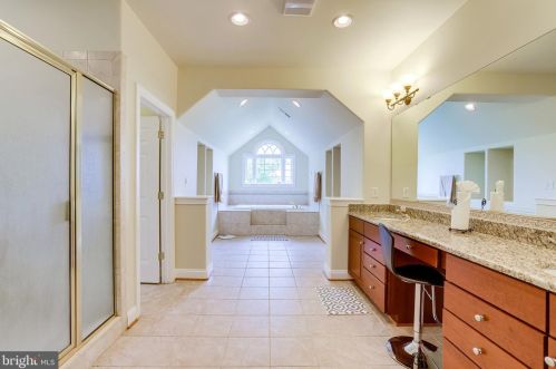 2506 Logmill Rd, Haymarket VA  20169-1417 exterior
