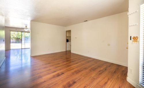 28 Clover St, Woodland CA  95695-3108 exterior