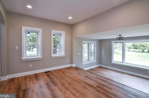 380 Ivy Mills Rd, Glen Mills PA  19342-1424 exterior