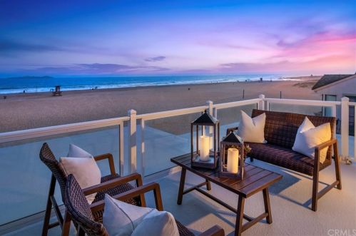7010 Oceanfront, Newport Beach, CA 92663-1724