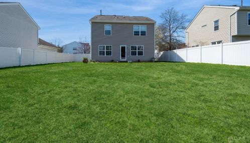 45 Devon Dr, East Brunswick NJ  08816-5329 exterior