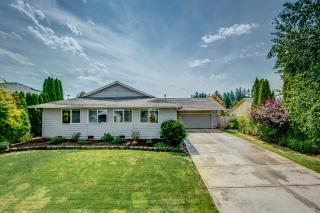 211 135th St, Vancouver, WA 98685-2814