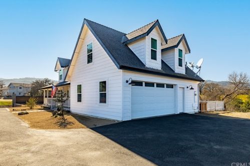 1725 Nacimiento Lake Dr, Lake Nacimiento CA  93446-7788 exterior