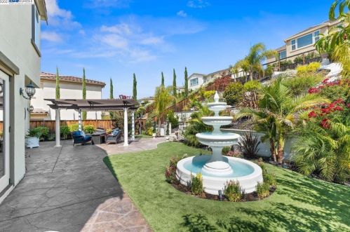 1799 Tramonti Dr, Pleasanton CA  94568-4249 exterior