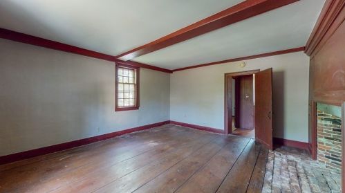 136 Plantation St, Worcester MA  01604-3062 exterior