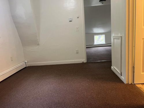 79 West St, Easton PA  18042-3556 exterior