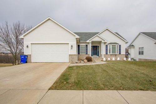36 Sumter Ave, Sutliff, IA 52253-9648