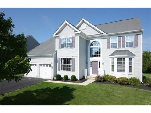 3522 Knerr Dr, Macungie, PA 18062-2102