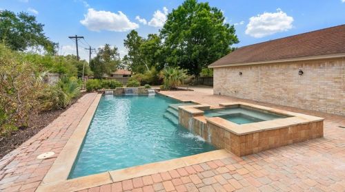 1701 Willow Dr, Richmond, TX 77469-4844