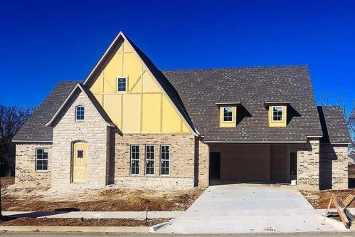 3620 Mclaren Dr, Fayetteville, AR 72704-6084