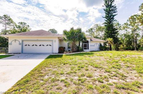 1012 Grant Ave, Lehigh Acres, FL 33972-3630