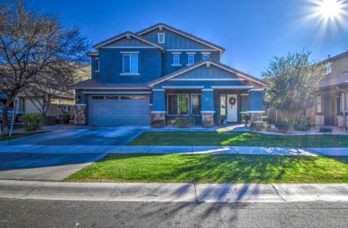 3915 Mesquite St, Gilbert, AZ 85296-1835