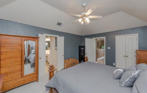 2112 Huron Cir, Denton TX  76210-2951 exterior