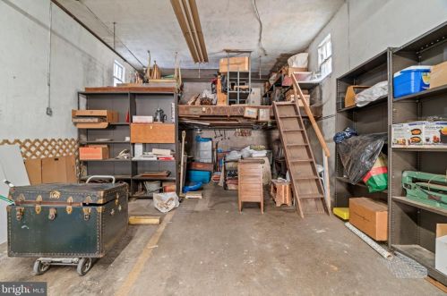 824 Fitzwater St, Philadelphia, PA 19147-2802