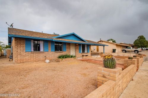 6649 Starshine Dr, Tucson, AZ 85741-2426
