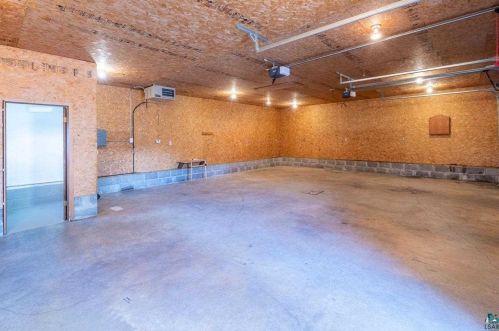 526 Lake St, Chisholm MN  55719-1334 exterior
