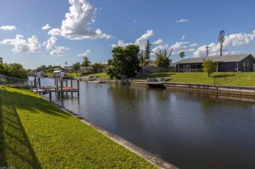 1457 16 St, Cape Coral FL  33990-6717 exterior