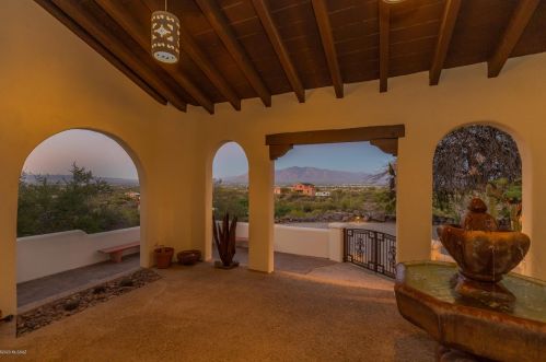 4650 Crestview Cir, Tucson AZ 85745-9207 exterior