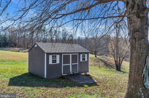 13140 Ada Ln, Nokesville VA  20181-3326 exterior