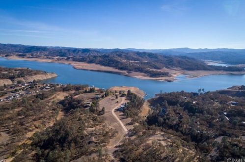 6010 Nacimiento Shores Rd, Lake Nacimiento CA  93426-6941 exterior