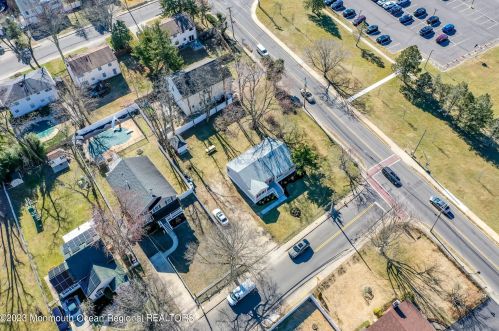 58 Richardson Ave, Tinton Falls NJ  07724-1313 exterior