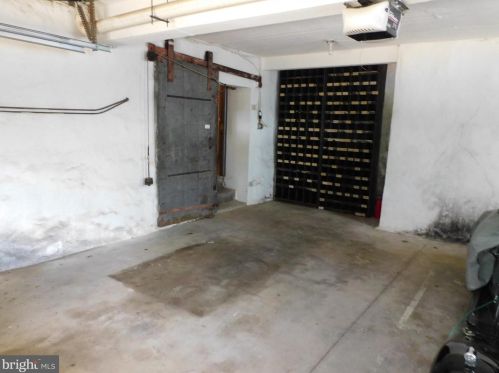 300 Borbeck Ave, Philadelphia PA 19111-2207 exterior