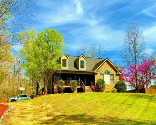 3051 Old Salisbury Rd, Winston Salem, NC 27127-7221