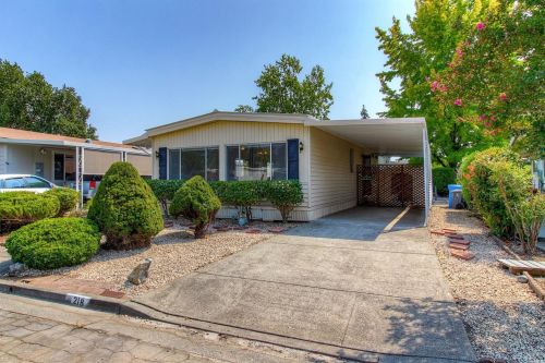 218 Regency Ct, Santa Rosa, CA 95401-5825