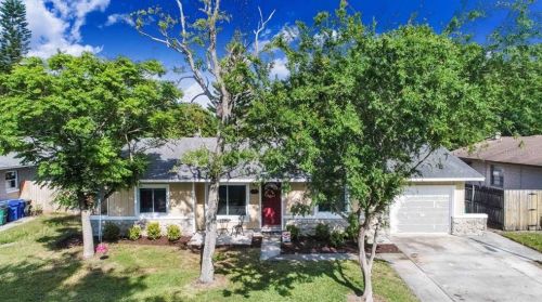 1592 Foxridge Run, Winter Haven, FL 33880-2616