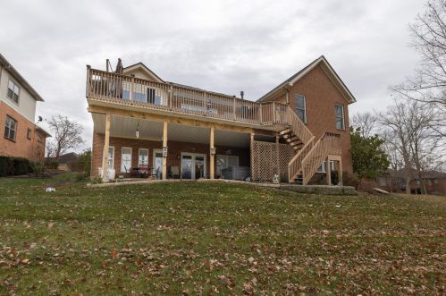 844 Keeneland Green Dr, Hamilton KY  41091-8016 exterior