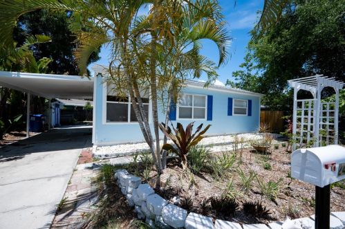 247 83rd Ave, Saint Petersburg, FL 33702-3829