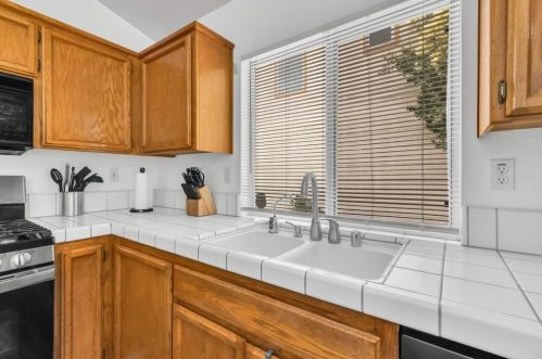 8970 Vista Campo Way, Elk Grove CA  95758-6266 exterior