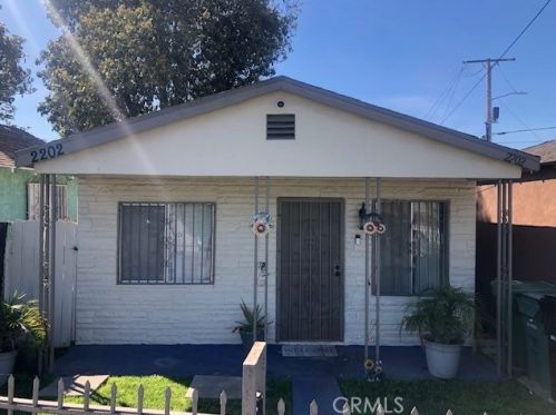 2202 Stockwell St, Compton CA  90222-2902 exterior