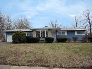 25 Carriage Dr, Stratford, CT 06614-2225