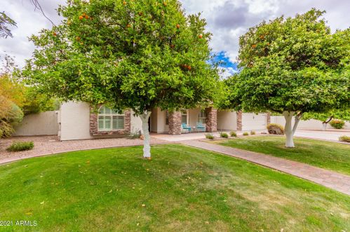 2217 Hunt Cir, Mesa, AZ 85203-2085